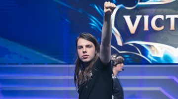 Profesional de LoL será suspendido 6 meses por hablar mal de Riot