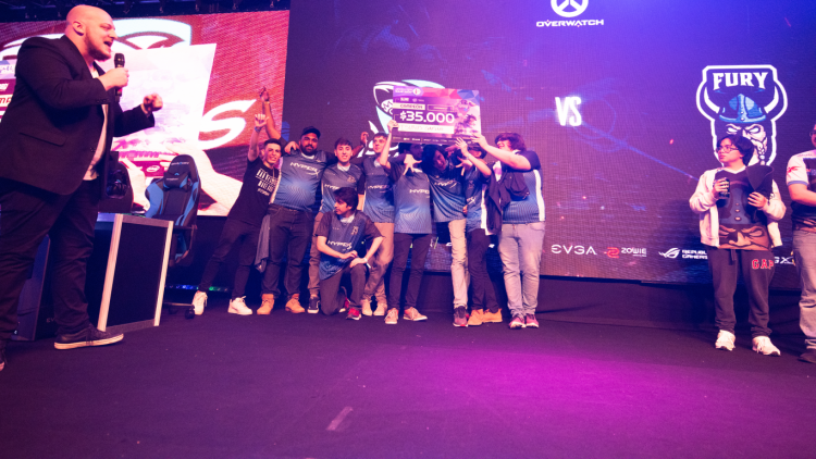 Isurus Gaming es campeón de la Copa Overwatch