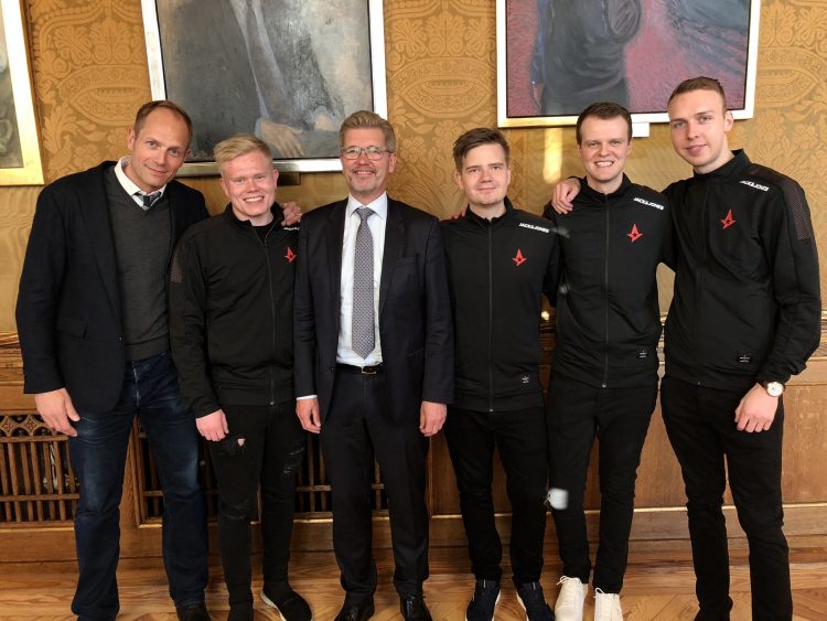 El mejor equipo de CS:GO se reúne con el alcalde de Copenhague