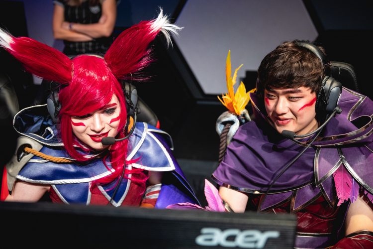 Bang y Sneaky presentaron su cosplay en All-Star 2018
