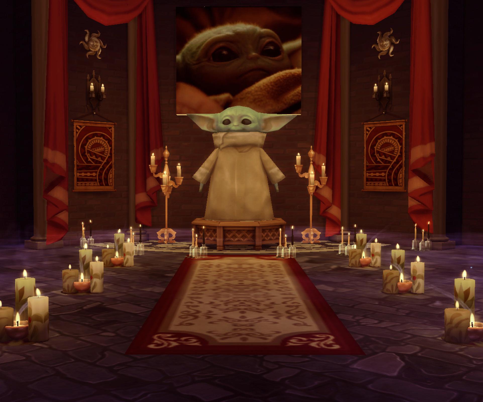 uma sala com um tapete que leve a uma estátua grande do Baby Yoda e velas ao redor