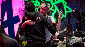 LLA: Estral sorprende a Rainbow7 y avanza a semifinales