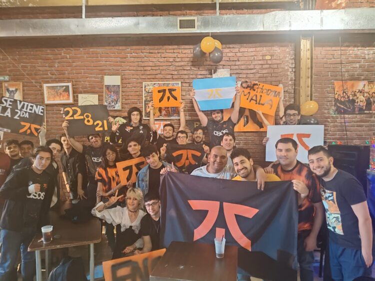 Watch party FNC