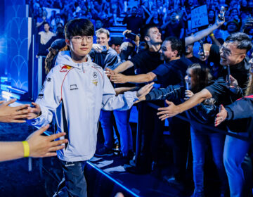 Worlds 2024: El T1 de Faker aplasta a TES y se mete en Semifinales